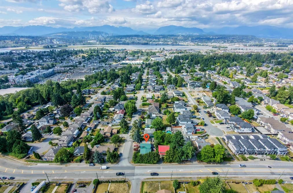 10810 129 STREET, Surrey, BC — Residential for Sale - Photo 2
