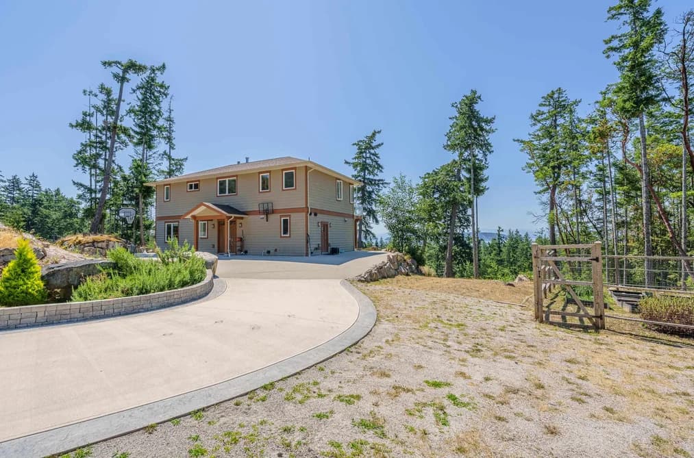 10825 WOOD BAY RIDGE ROAD, Halfmoon Bay, BC — Residential for Sale - Photo 2