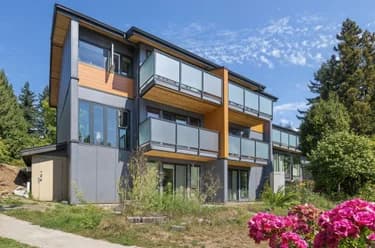 1084 Lillooet Rd, North Vancouver, BC - MLS: R3173161