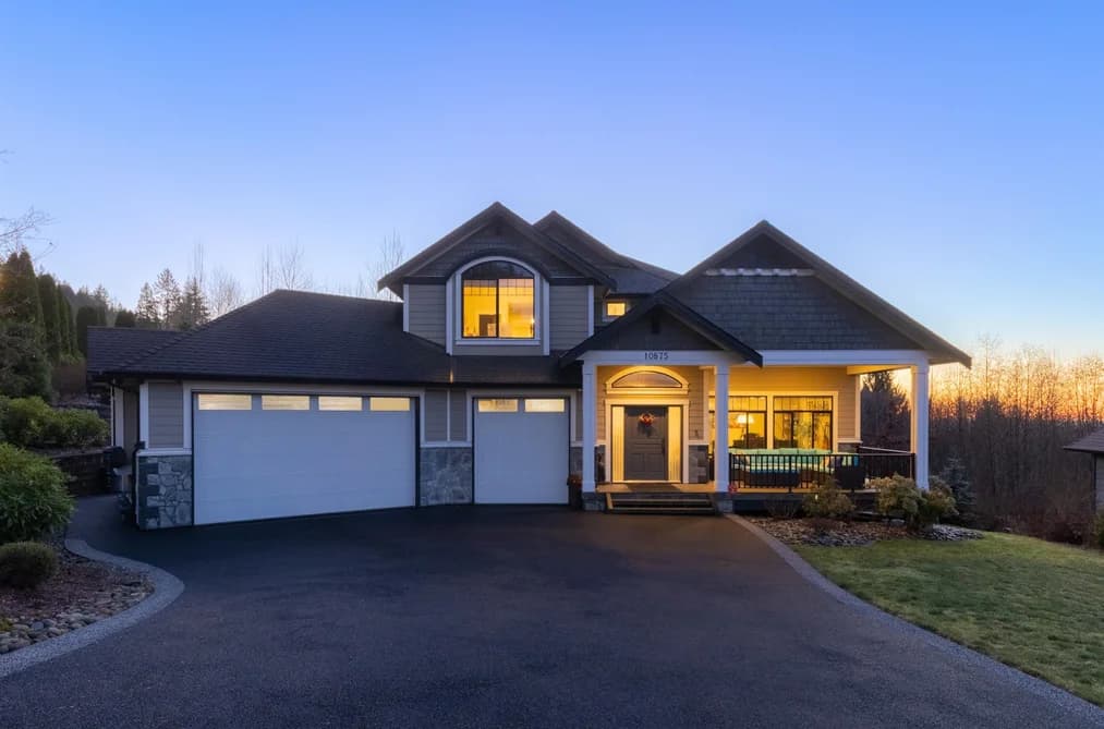 10875 CARMICHAEL STREET, Maple Ridge, BC — Residential for Sale - Photo 2