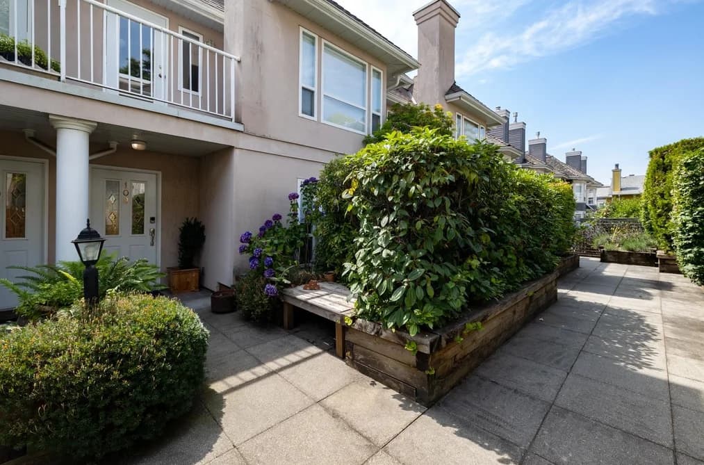 109 225 E 6TH STREET, North Vancouver, BC — Residential for Sale - Main Photo