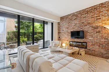 Condo for sale at 109 300 Salter Street New Westminster British Columbia - MLS: R3131600