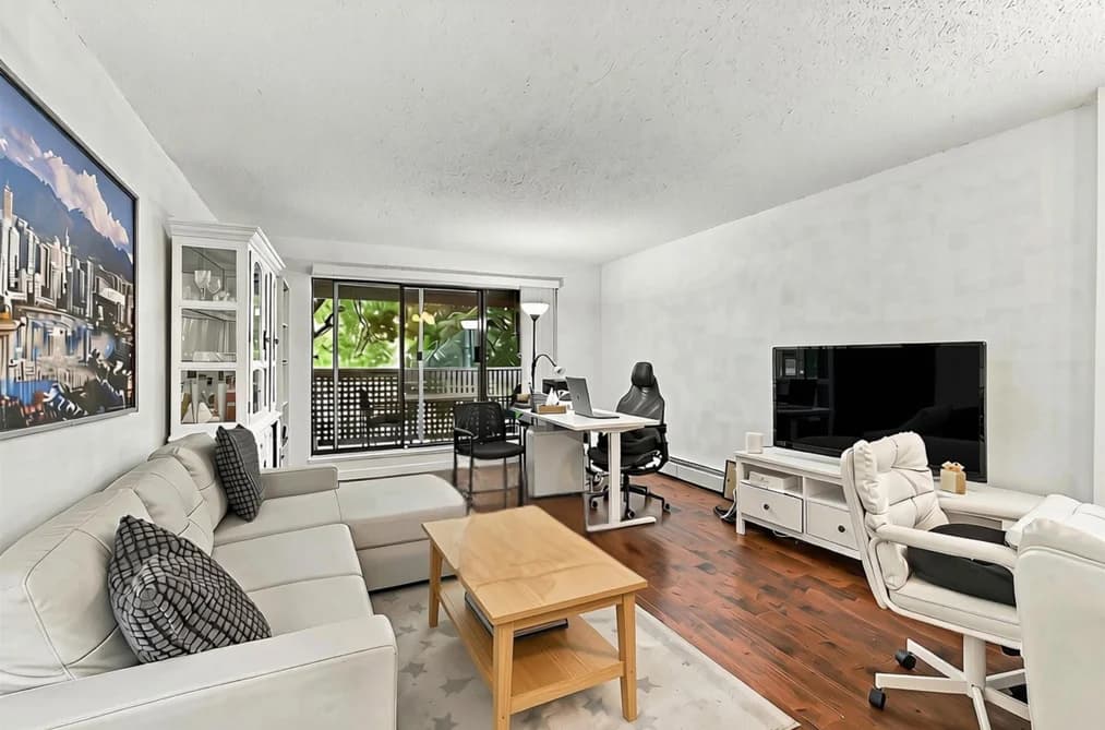109 423 AGNES STREET, New Westminster, BC — Residential for Sale - Photo 2