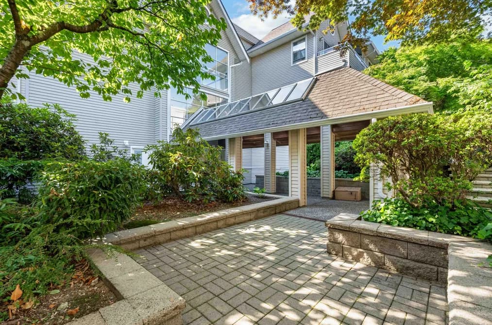 109 5375 VICTORY STREET, Burnaby, BC — Residential for Sale - Main Photo