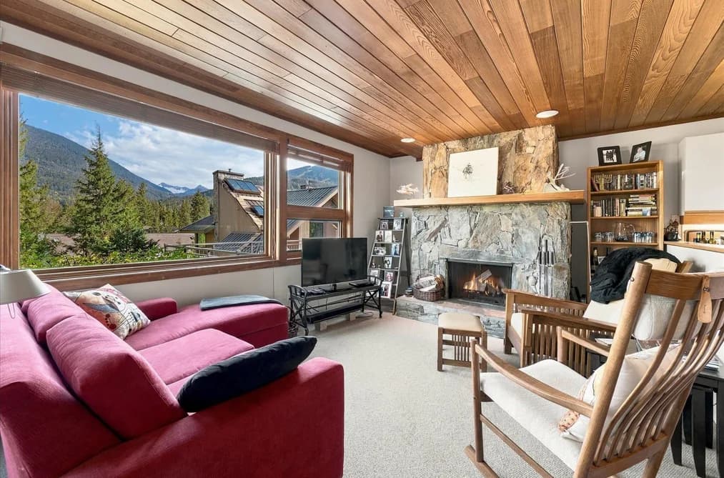 109 6117 EAGLE DRIVE, Whistler, BC — Residential for Sale - Photo 2