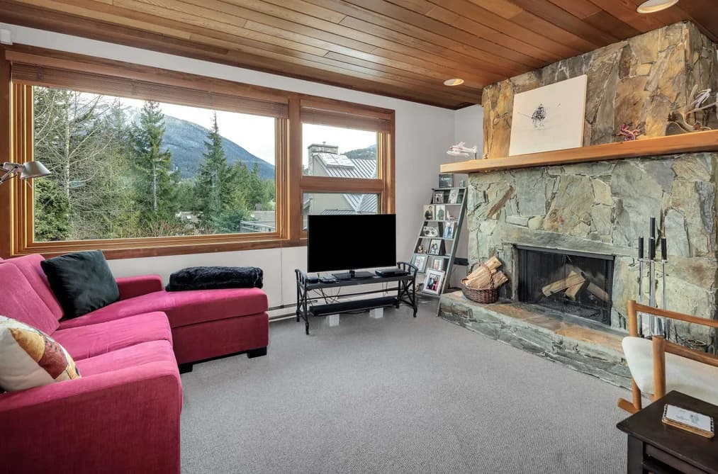 109 6117 EAGLE DRIVE, Whistler, BC — Residential for Sale - Photo 2