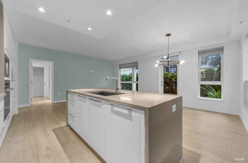 109 6677 CAMBIE STREET, Vancouver, BC — Residential for Sale - Photo 2