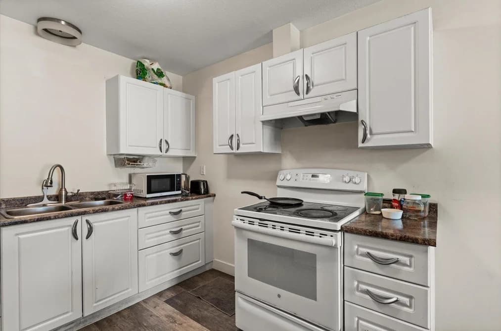 109 7435 SHAW AVENUE, Chilliwack, BC — Residential for Sale - Photo 2