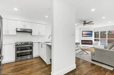 Condo for sale at 109 7505 138 Street Surrey British Columbia - MLS: R3165967