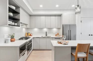 Condo for sale at 109 921 Grant Street Coquitlam British Columbia - MLS: R3147989