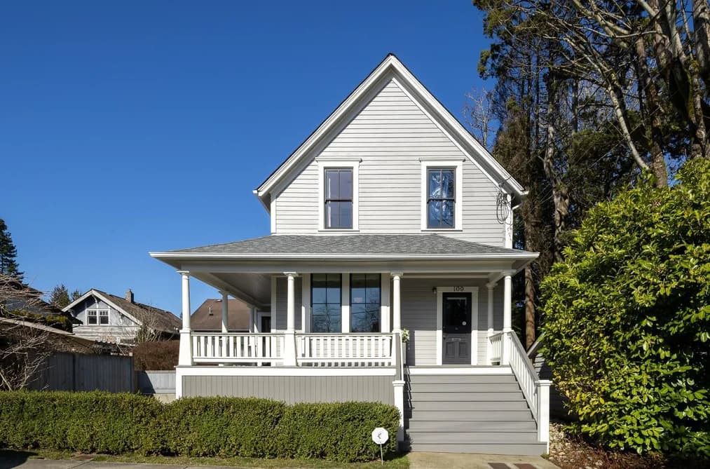 109 OAKLAND STREET, New Westminster, BC — Residential for Sale - Main Photo