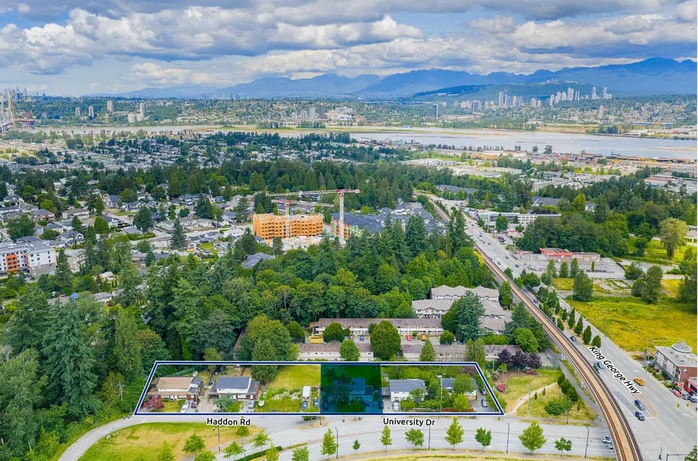 10957 UNIVERSITY DRIVE, Surrey, BC — Residential for Sale - Main Photo