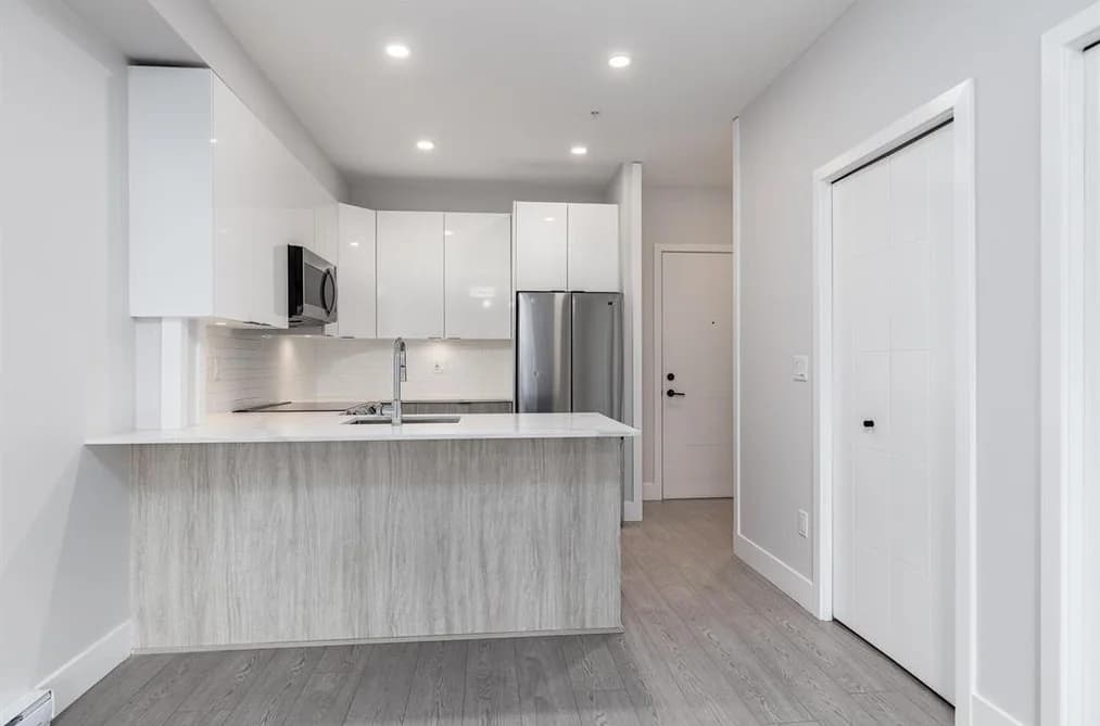 10X 5486 199A STREET, Langley BC V3A 0N6 - Photo 1