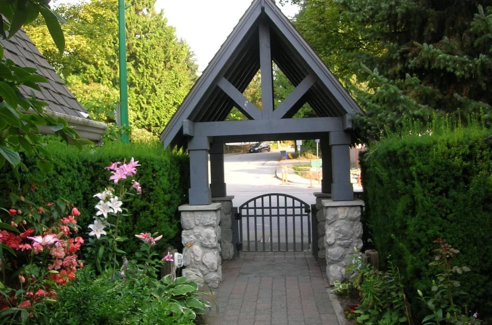 11 1015 LYNN VALLEY ROAD, North Vancouver, BC — Residential for Sale - Photo 2