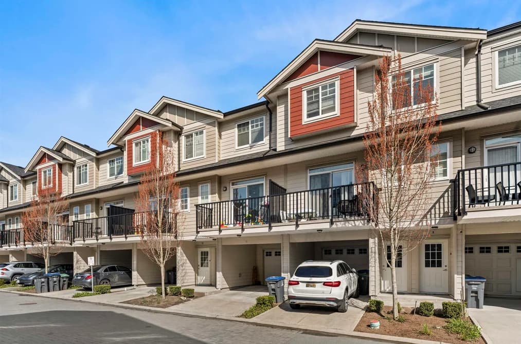 11 13898 64 AVENUE, Surrey, BC — Residential for Sale - Photo 2