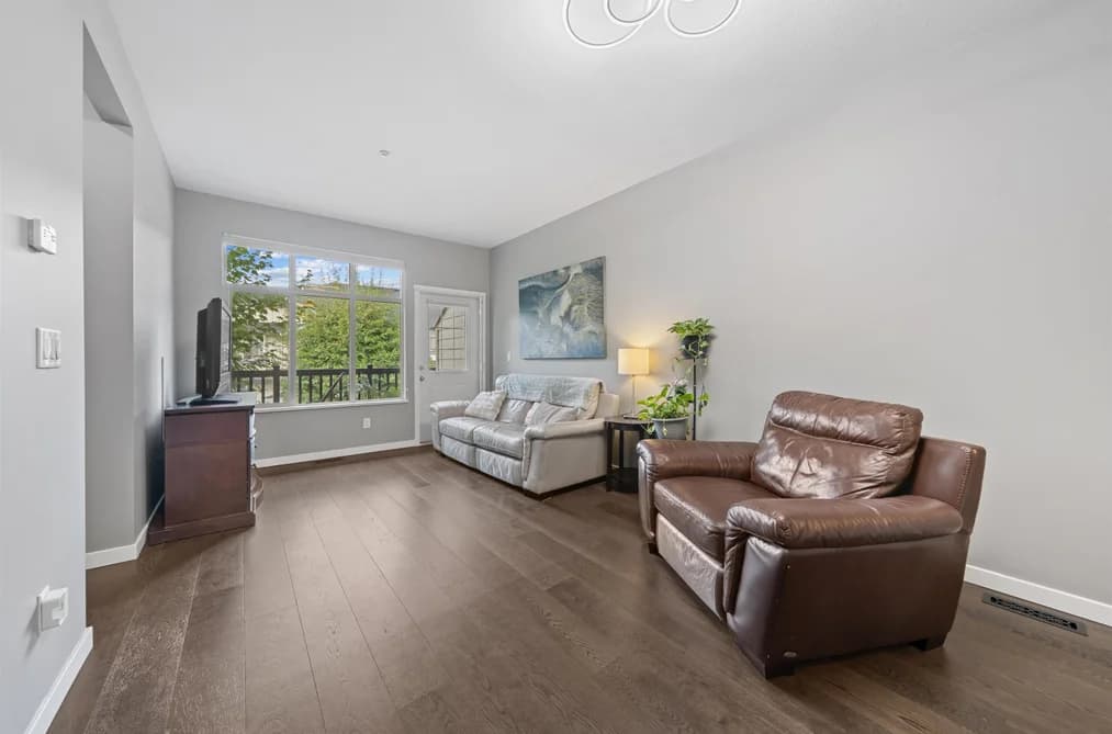 11 21661 88 AVENUE, Langley, BC — Residential for Sale - Photo 2