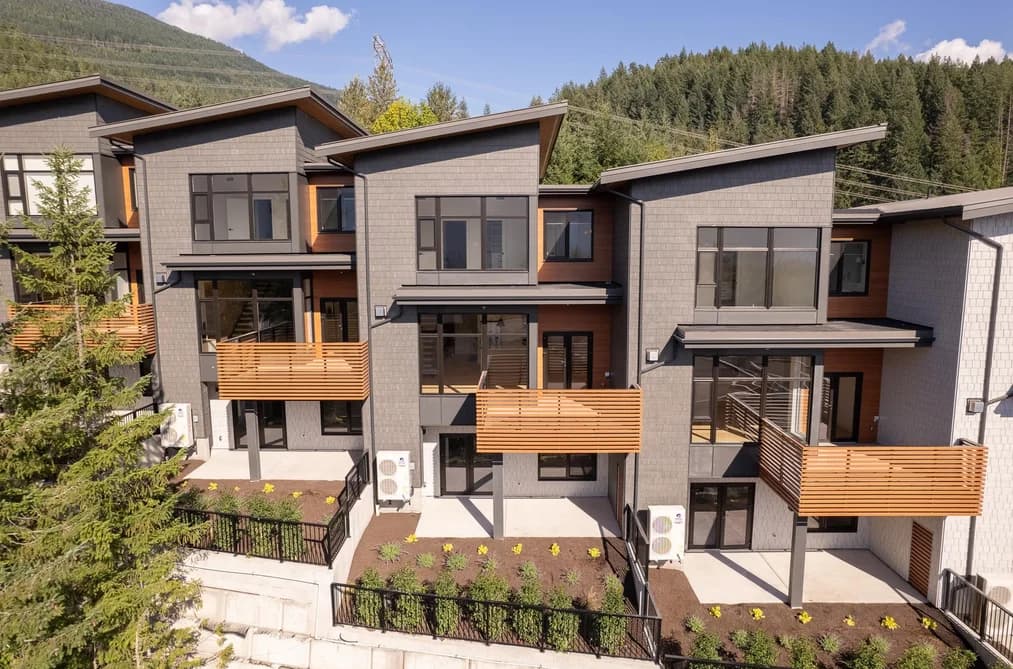 11 3407 MAMQUAM ROAD, Squamish, BC — Residential for Sale - Main Photo
