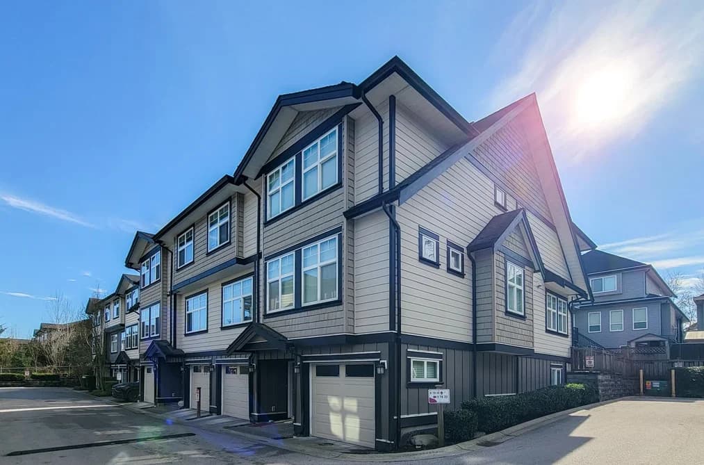 11 6350 142 STREET, Surrey, BC — Residential for Sale - Photo 2