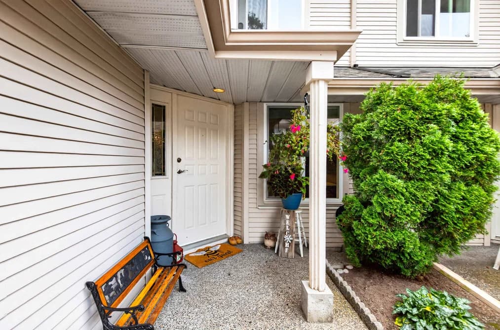 11 9045 WALNUT GROVE DRIVE, Langley, BC — Residential for Sale - Photo 2