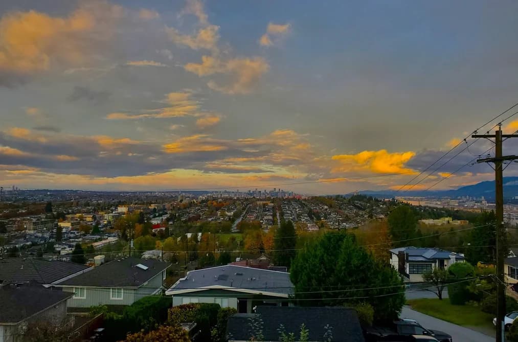11 HYTHE AVENUE, Burnaby, BC — Residential for Sale - Photo 2