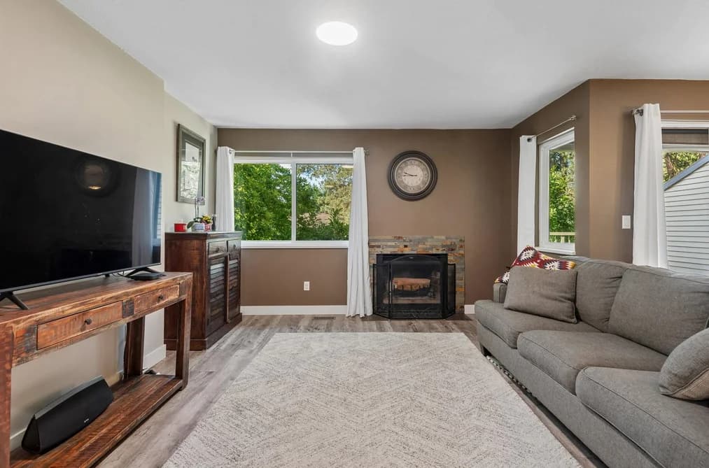 110 1210 FALCON DRIVE, Coquitlam, BC — Residential for Sale - Photo 2
