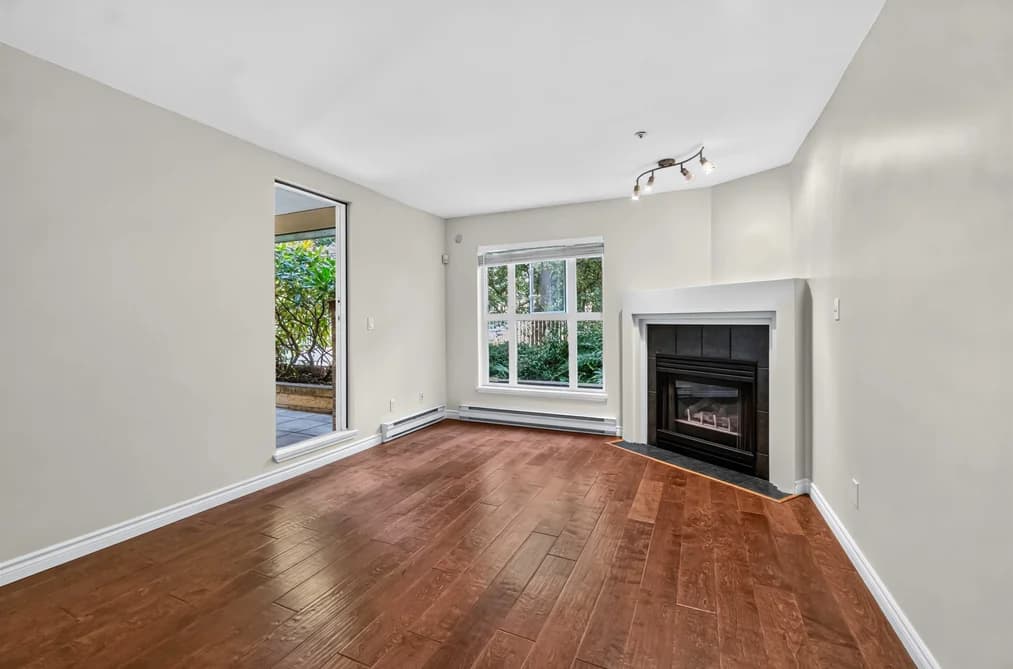 110 2231 WELCHER AVENUE, Port Coquitlam, BC — Residential for Sale - Photo 2