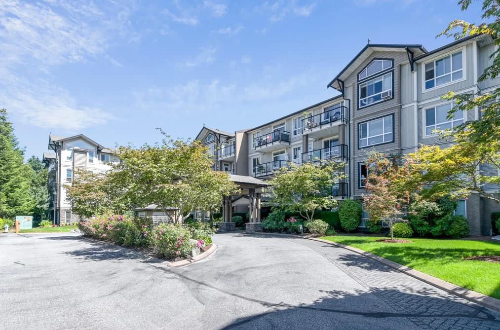 110 32729 GARIBALDI DRIVE, Abbotsford, BC — Residential for Sale - Main Photo