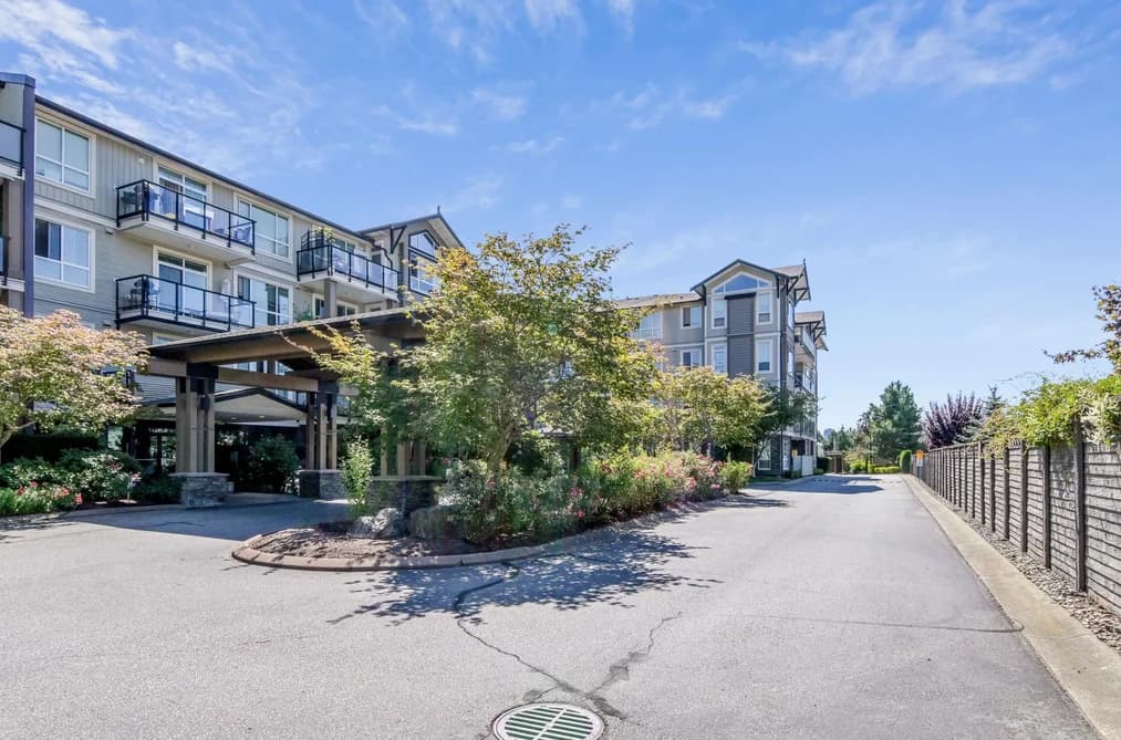 110 32729 GARIBALDI DRIVE, Abbotsford, BC — Residential for Sale - Photo 2