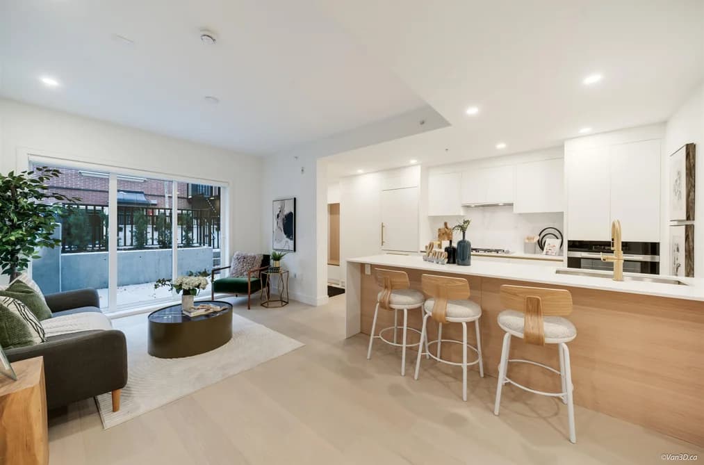 110 918 W 32RD AVENUE, Vancouver, BC — Residential for Sale - Photo 2