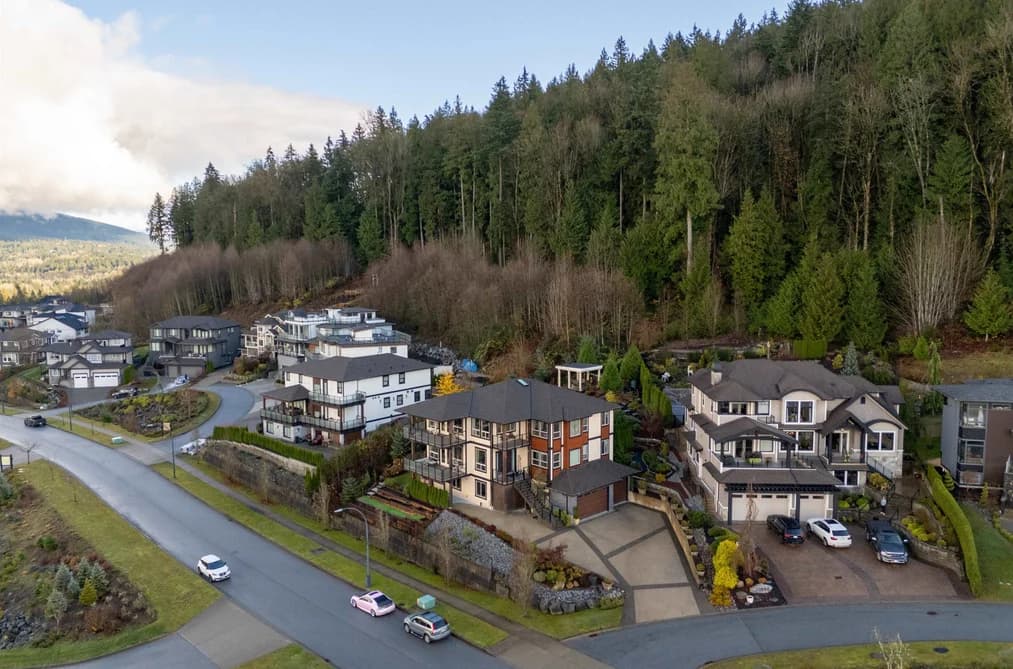 11000 CARMICHAEL STREET, Maple Ridge, BC — Residential for Sale - Photo 2