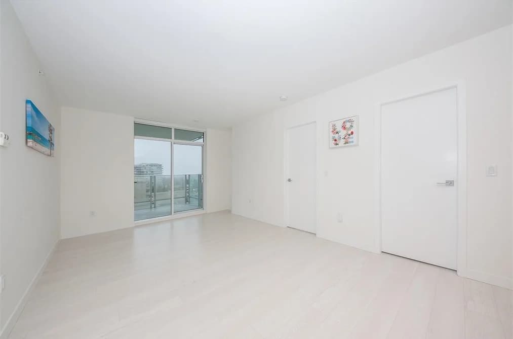 1102 5580 NO. 3 ROAD, Richmond, BC — Residential for Sale - Photo 2