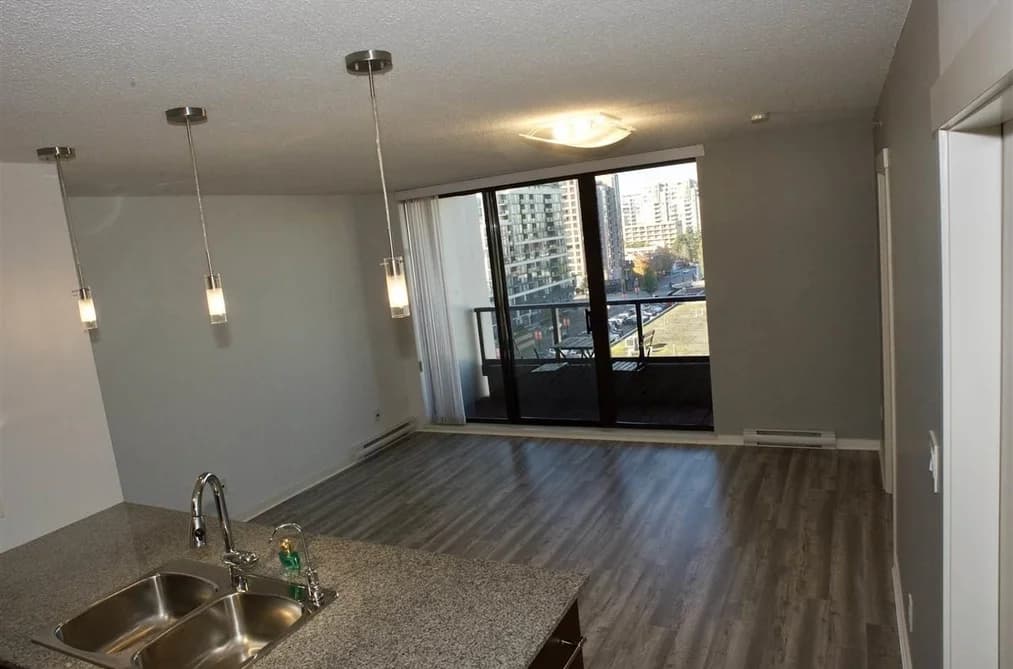 1102 5811 NO. 3 ROAD, Richmond, BC — Residential for Sale - Photo 2