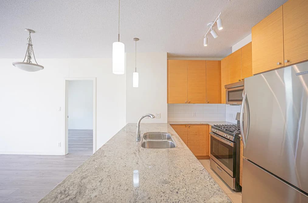 1103 110 BREW STREET, Port Moody, BC — Residential for Sale - Photo 2