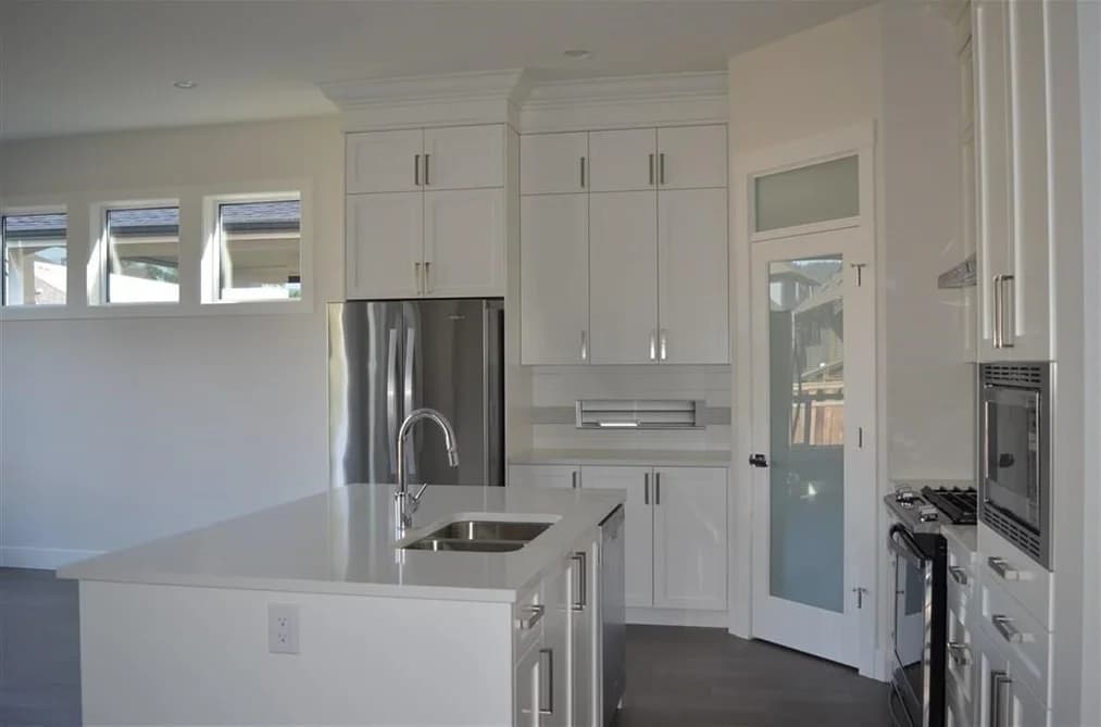 11036 BUCKERFIELD DRIVE, Maple Ridge, BC — Residential for Sale - Photo 2