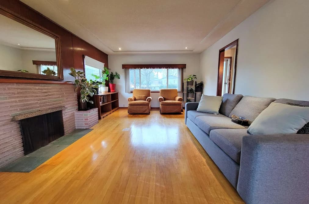 11037 131 STREET, Surrey, BC — Residential for Sale - Photo 2