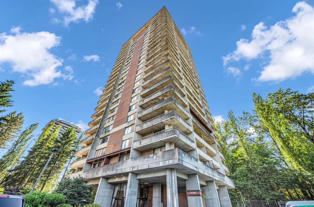 1104 3737 BARTLETT COURT, Burnaby, BC — Residential for Sale - Main Photo