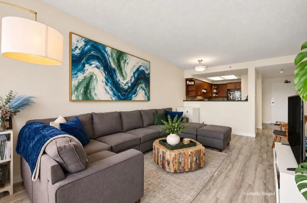 1104 460 WESTVIEW STREET, Coquitlam, BC — Residential for Sale - Photo 2
