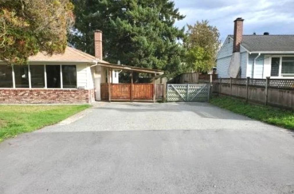 11044 ORIOLE DRIVE, Surrey, BC — Residential for Sale - Photo 2