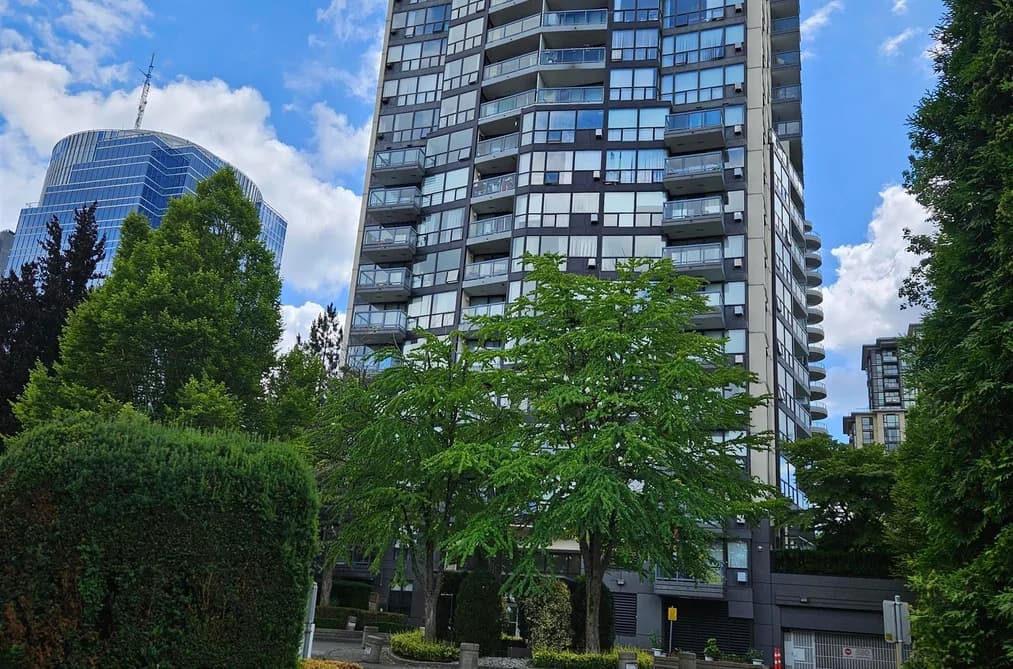 1105 10899 UNIVERSITY DRIVE, Surrey, BC — Residential for Sale - Main Photo