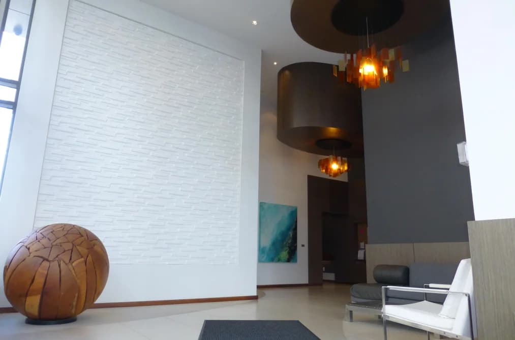 1106 111 E 13TH STREET, North Vancouver, BC — Residential for Sale - Photo 2