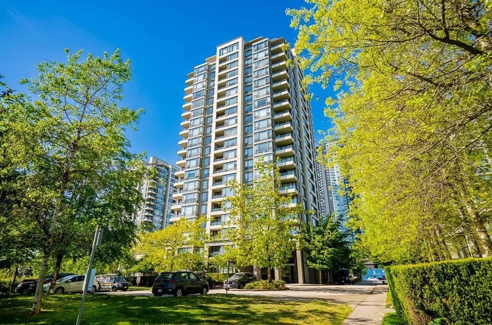 1107 4178 DAWSON STREET, Burnaby, BC — Residential for Sale - Photo 2