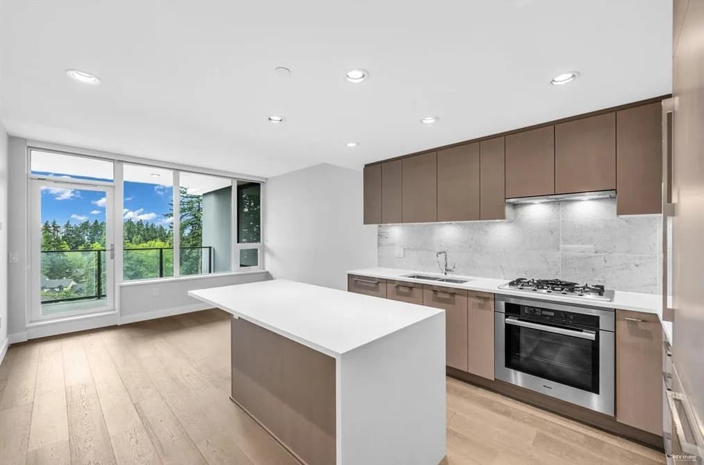 1107 5410 SHORTCUT ROAD, Vancouver, BC — Residential for Sale - Main Photo