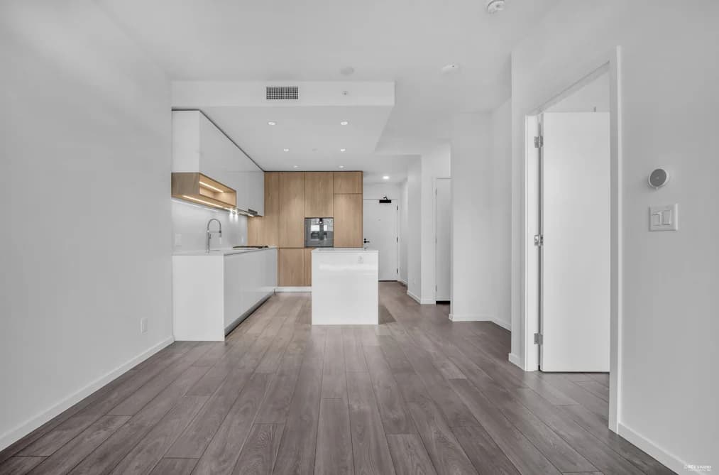 1108 6500 MINORU BOULEVARD, Richmond, BC — Residential for Sale - Photo 2