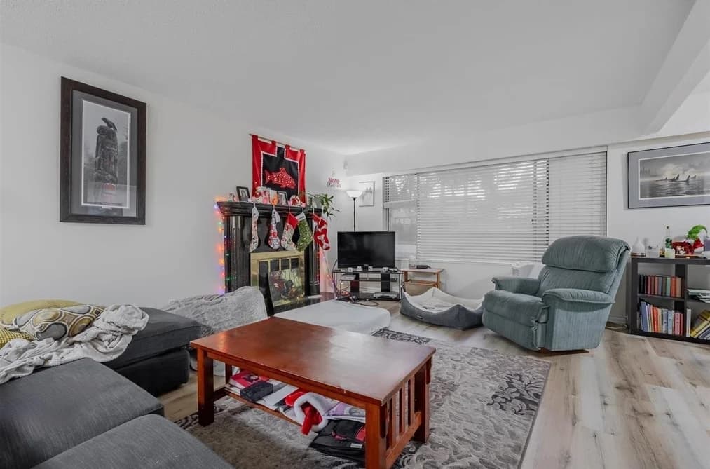 11084 148 STREET, Surrey, BC — Residential for Sale - Photo 2