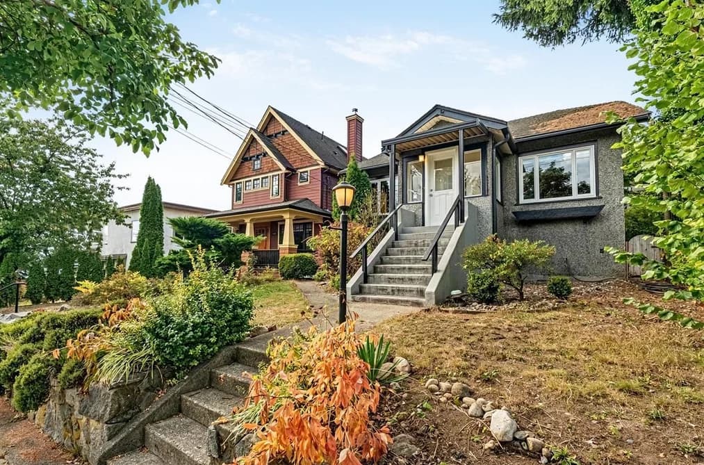1109 SEVENTH AVENUE, New Westminster, BC — Residential for Sale - Photo 2