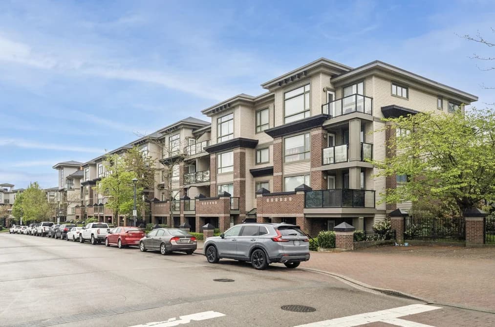 111 10822 CITY PARKWAY, Surrey, BC — Residential for Sale - Main Photo