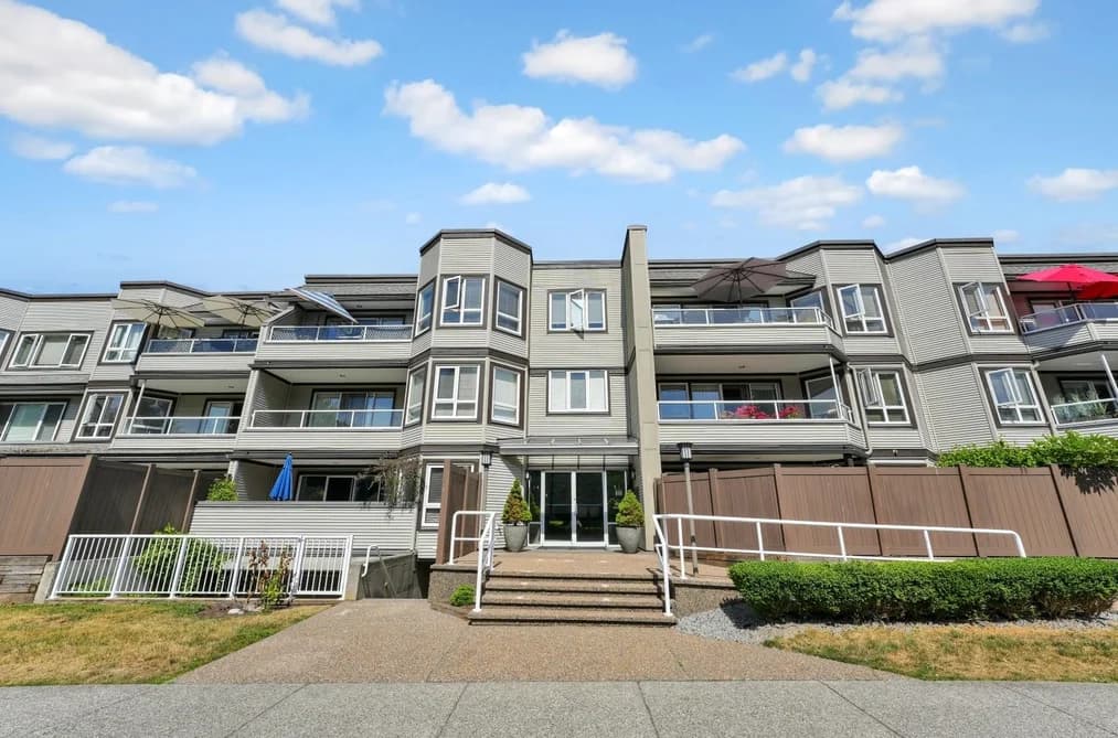 111 1840 E SOUTHMERE CRESCENT, Surrey, BC — Residential for Sale - Main Photo