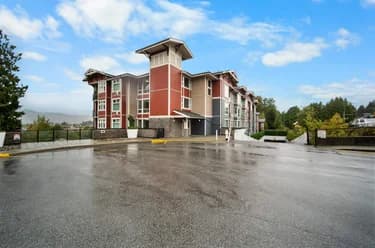 2242 Whatcom Rd Unit 111, Abbotsford, BC - MLS: R3172316