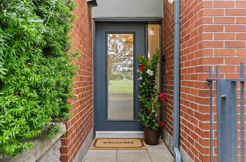 111 2688 VINE STREET, Vancouver, BC — Residential for Sale - Photo 2