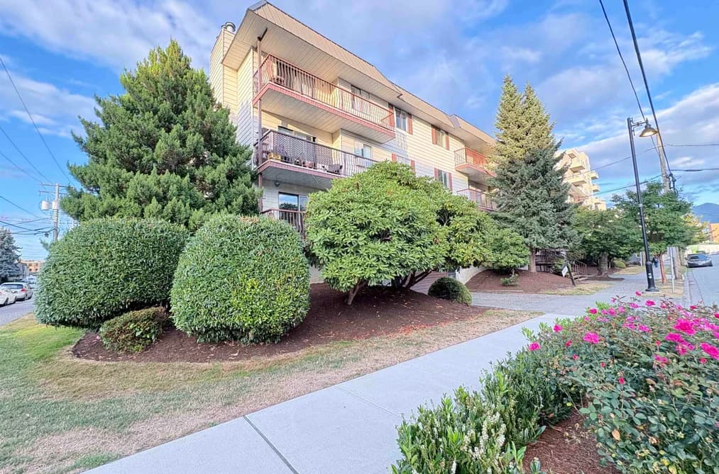 111 45749 SPADINA AVENUE, Chilliwack, BC — Residential for Sale - Main Photo